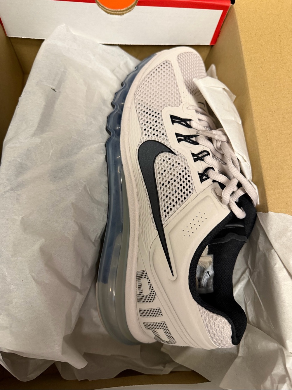 Nike MENS Air Max brand new in box